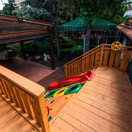 Golden House Hotel