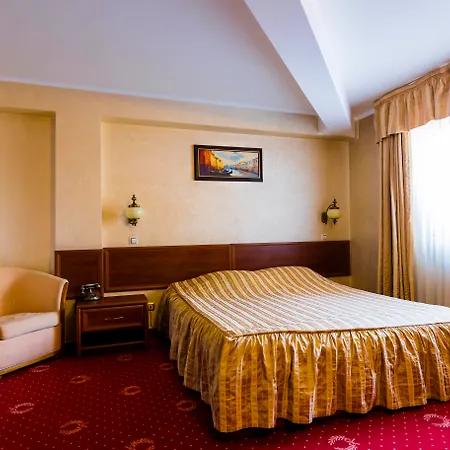 Ξενοδοχείο Golden House