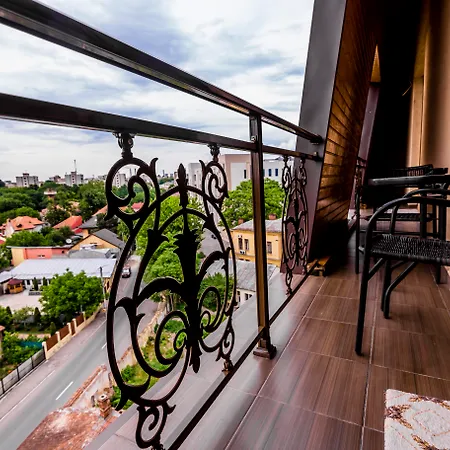 黄金屋酒店 4* 克拉奥华