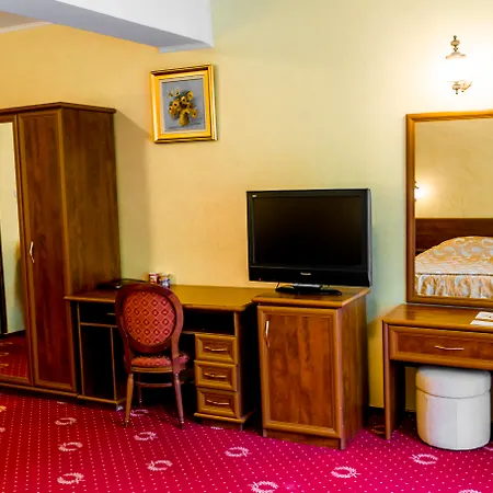 Golden House 4* Κραϊόβα