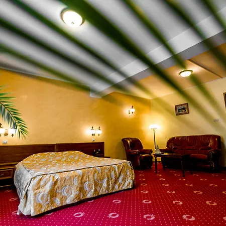 Golden House Hotel