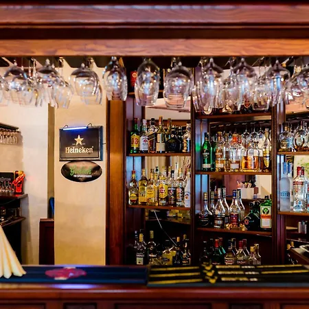 Golden House Ξενοδοχείο 4*