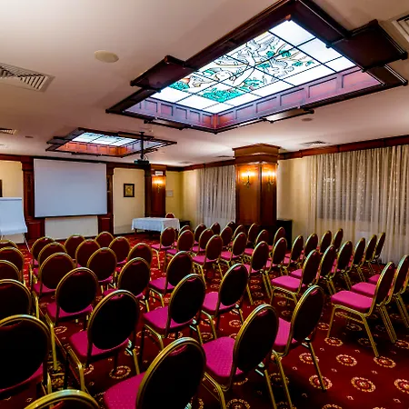 Golden House 4* Κραϊόβα