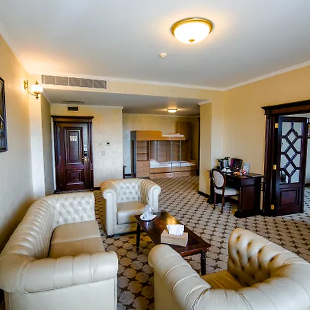 Golden House 4* Κραϊόβα