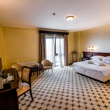 黄金屋酒店 克拉奥华