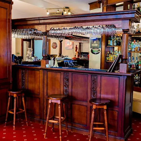 Golden House Hotel