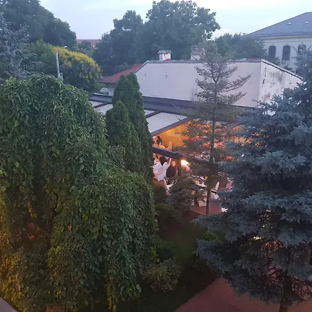 Golden House Hotel 4*