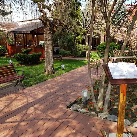 Golden House Hotel