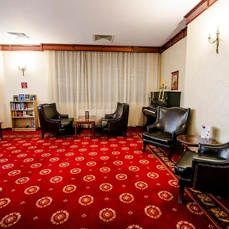 Golden House Κραϊόβα