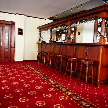 Golden House 4* Κραϊόβα