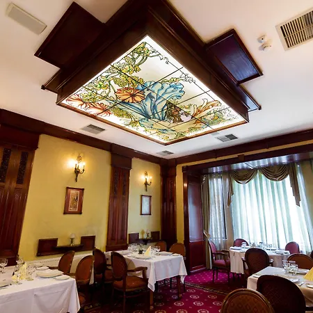 Golden House 4* Κραϊόβα