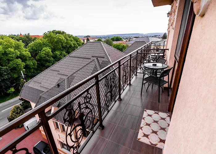 Golden House 4* Craiova