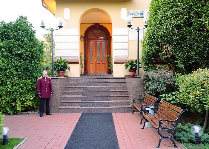 Golden House Craiova